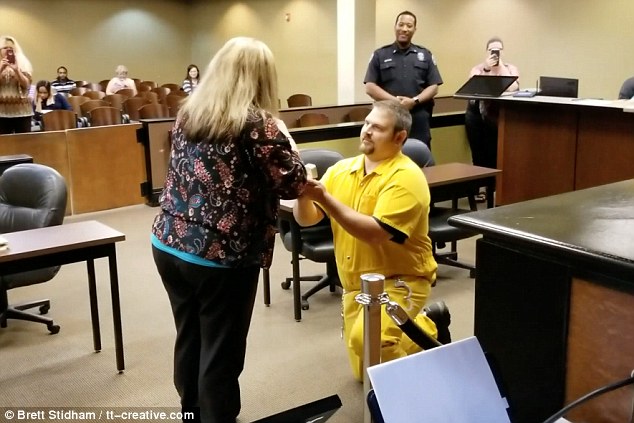 Probation Officer Stunned As Boyfriend Proposes In Shackles