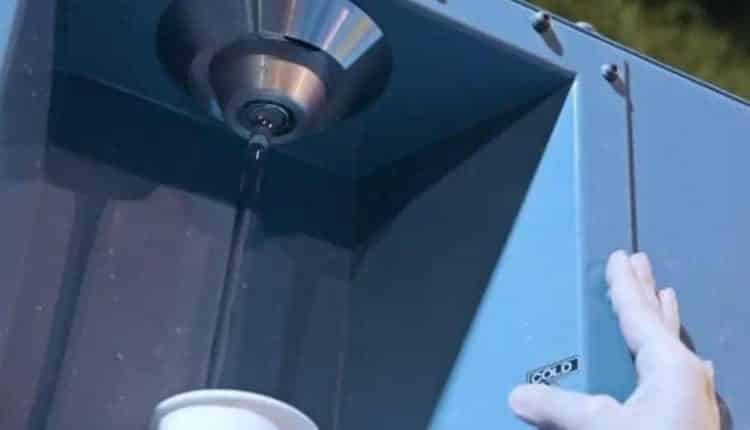Israeli company makes water out of thin air!